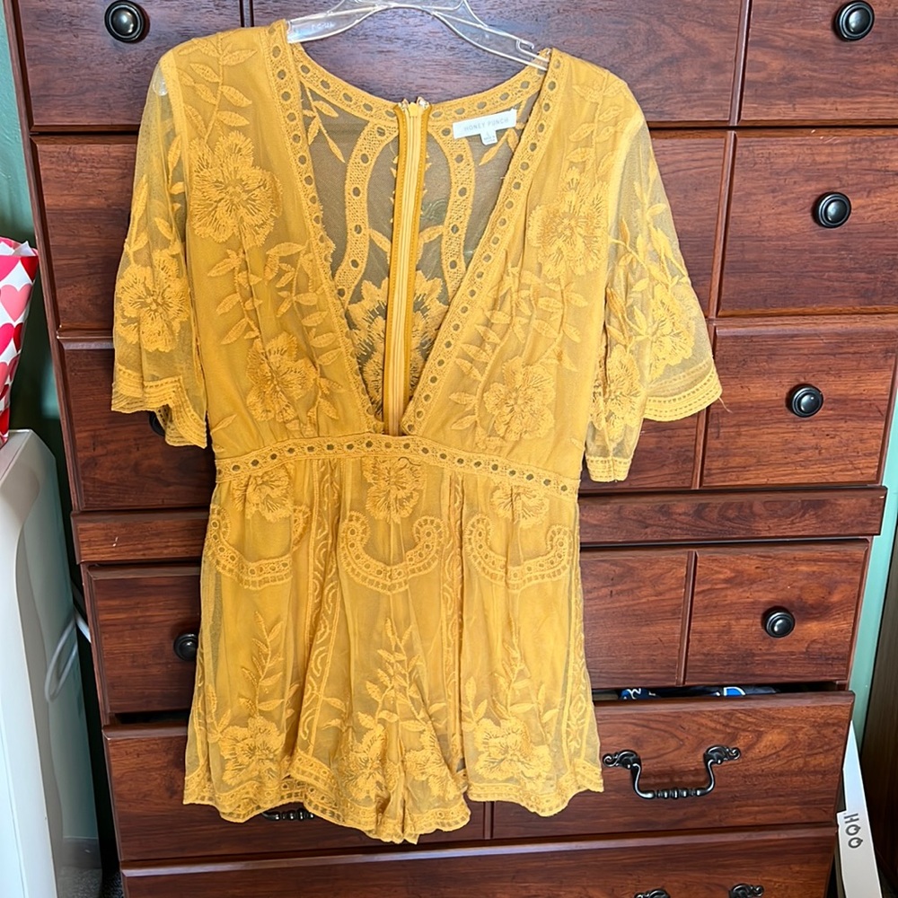 HONEY PUNCH Golden Yellow Lace Romper